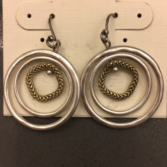Lucky Brand Earrings - Picture 3 of 4